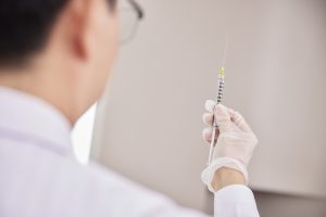 舒顏萃治療饅化臉所需的瓶數是因個人需求和治療範圍而異。